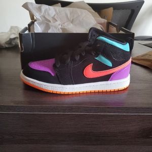 Jordan size 13 child multi/black